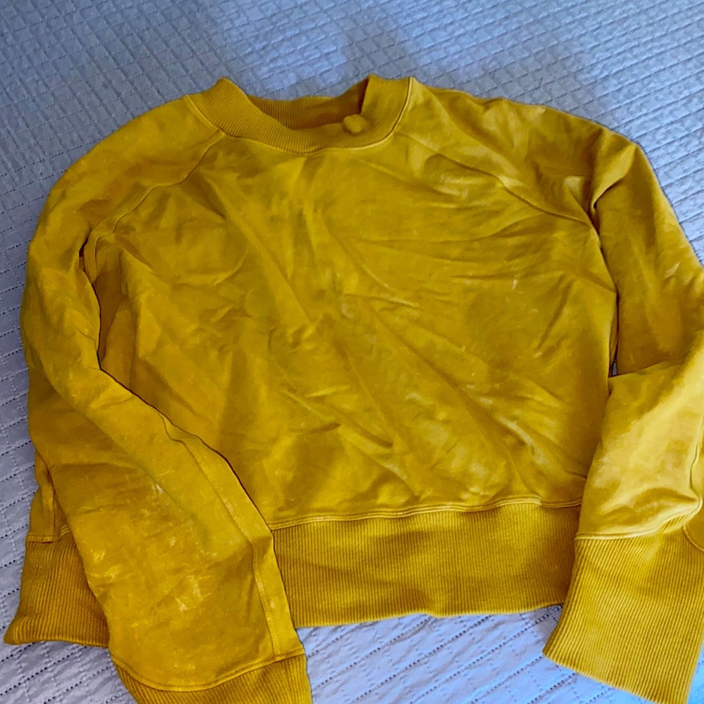 Lululemon crewneck, thick long sleeved.